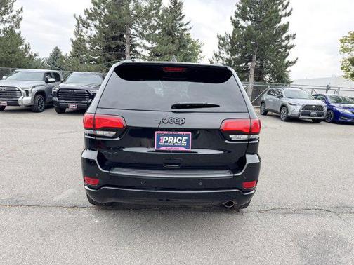 2021 Jeep Grand Cherokee Laredo