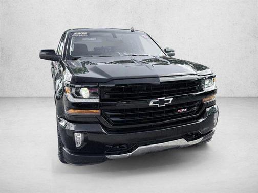 Black 2018 Chevrolet Silverado 1500 2LT