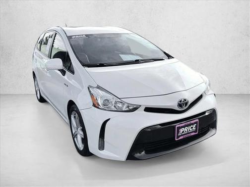 2016 Toyota Prius v Four
