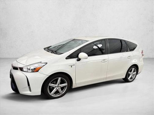 2016 Toyota Prius v Four