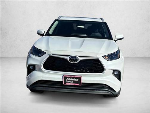 2026 Toyota Highlander XLE