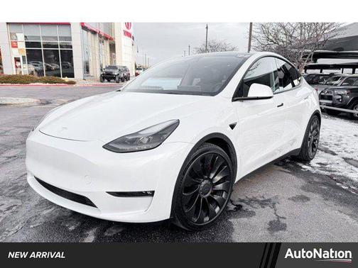 2022 Tesla Model Y Performance Dual Motor All-Wheel Drive