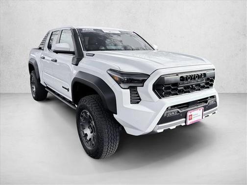 2025 Toyota Tacoma Hybrid Trailhunter
