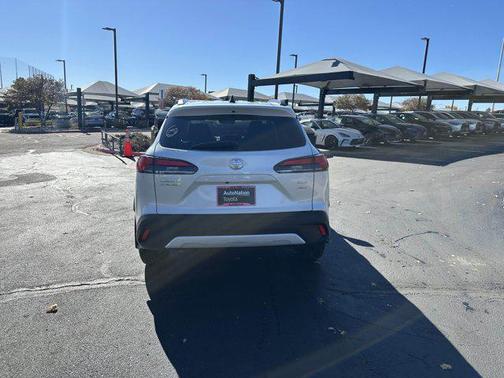 Wind Chill Pearl 2026 Toyota Corolla Cross XLE
