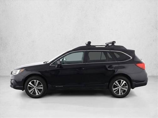Crystal Black Silica 2018 Subaru Outback 3.6R Limited