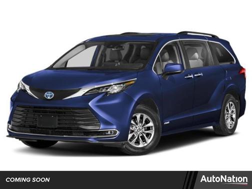 2025 Toyota Sienna XLE 7 Passenger