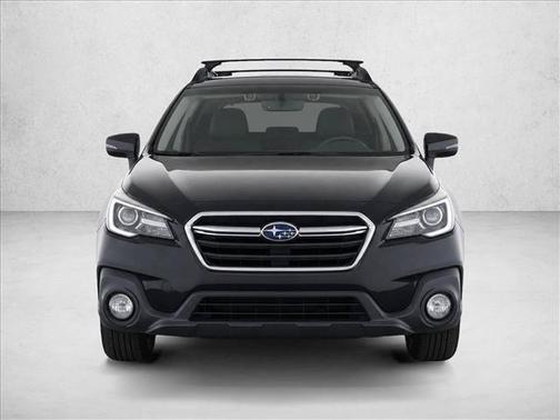 Crystal Black Silica 2019 Subaru Outback 3.6R Touring