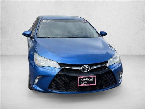 Blue Streak Metallic 2017 Toyota Camry SE