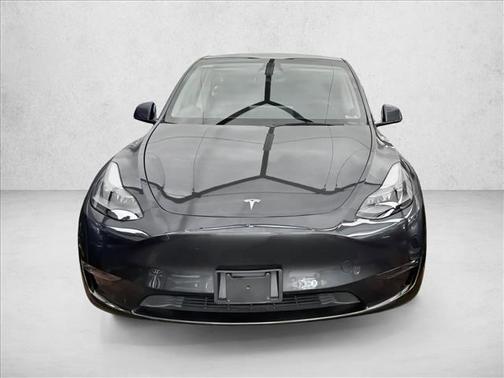 2025 Tesla Model Y Long Range Dual Motor All-Wheel Drive