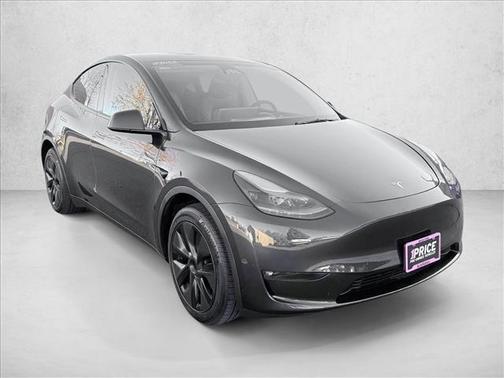2025 Tesla Model Y Long Range Dual Motor All-Wheel Drive