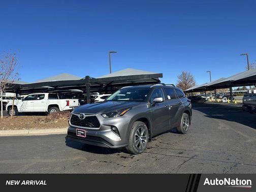 2026 Toyota Highlander XLE