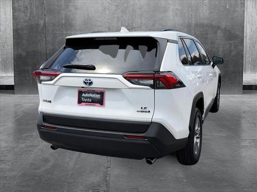 2024 Toyota RAV4 Hybrid LE