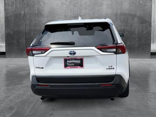 2024 Toyota RAV4 Hybrid LE