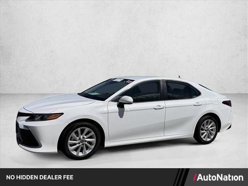Ice Cap 2023 Toyota Camry LE