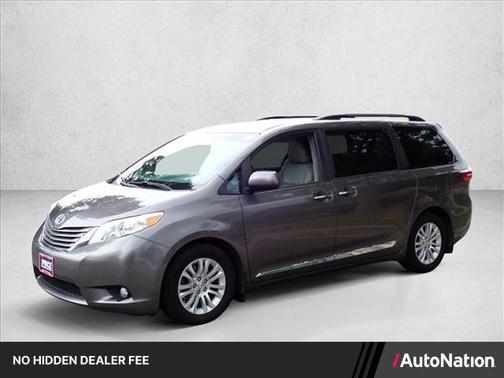 Predawn Gray Mica 2017 Toyota Sienna XLE Premium