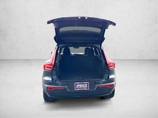 2022 Volvo XC40 Recharge Pure Electric P8 Twin Plus