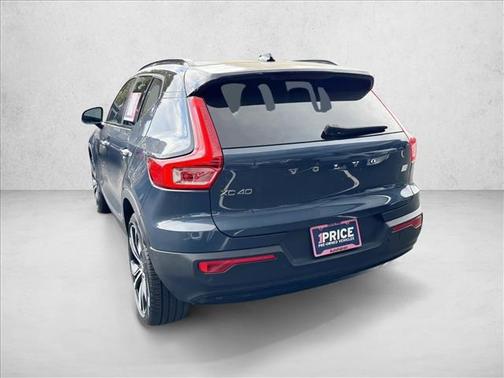 2022 Volvo XC40 Recharge Pure Electric P8 Twin Plus