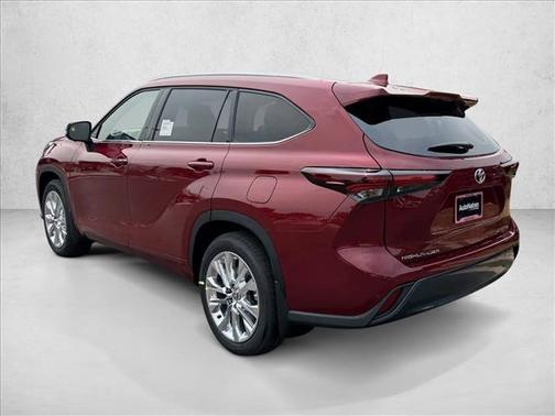 Ruby Flare Pearl 2026 Toyota Highlander Limited