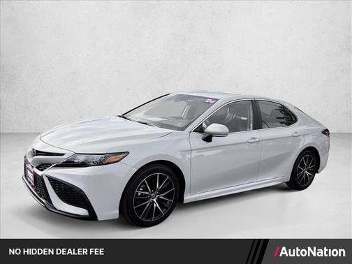 Ice Edge 2024 Toyota Camry SE