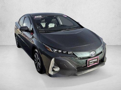Magnetic Gray Metallic 2018 Toyota Prius Prime Advanced