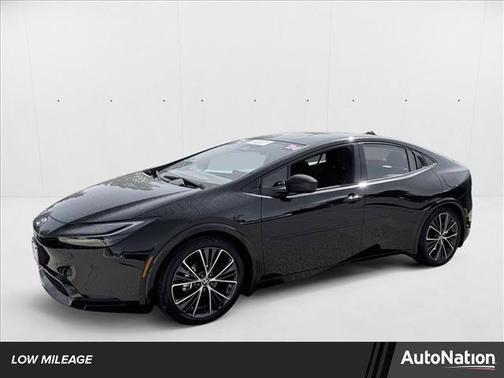 2024 Toyota Prius XLE