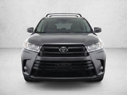 Predawn Gray Mica 2019 Toyota Highlander SE