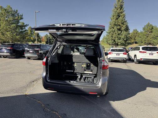 2016 Toyota Sienna Limited