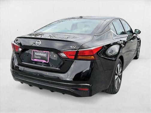 2022 Nissan Altima 2.5 SV