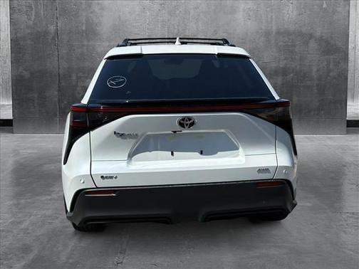 2025 Toyota bZ4X XLE