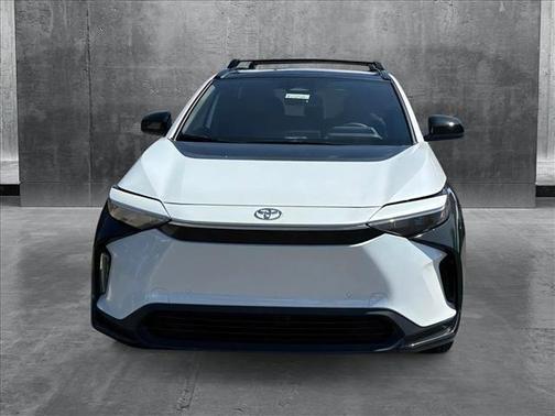 2025 Toyota bZ4X XLE