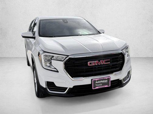Summit White 2024 GMC Terrain SLE