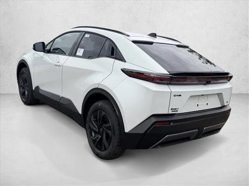 Wind Chill Pearl 2026 Toyota C-HR SE