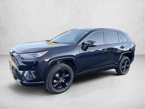 2020 Toyota RAV4 Hybrid SE