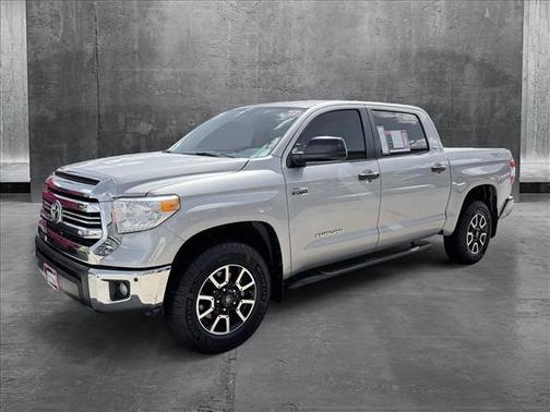 2017 Toyota Tundra SR5