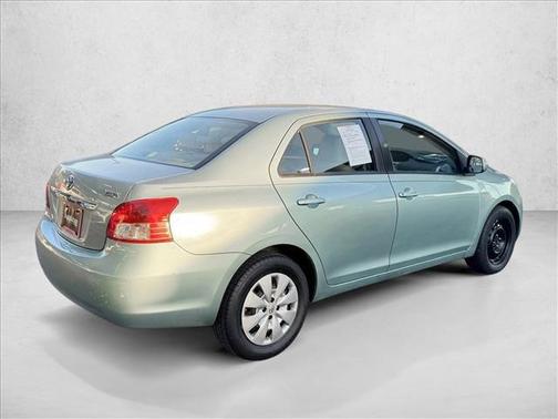 2010 Toyota Yaris Base