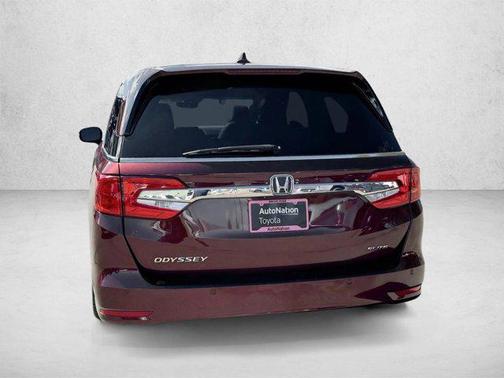 Deep Scarlet Pearl 2020 Honda Odyssey Elite