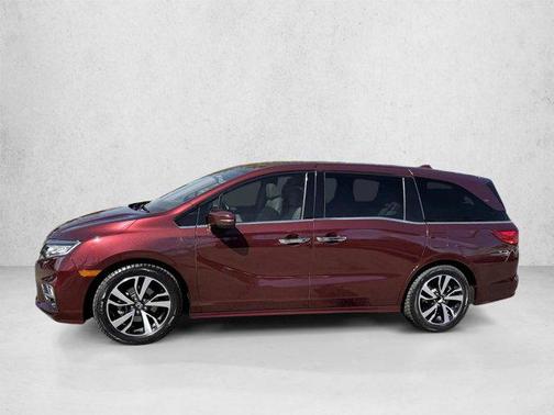 Deep Scarlet Pearl 2020 Honda Odyssey Elite