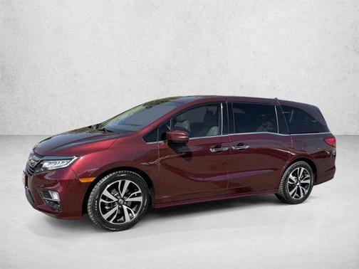 Deep Scarlet Pearl 2020 Honda Odyssey Elite
