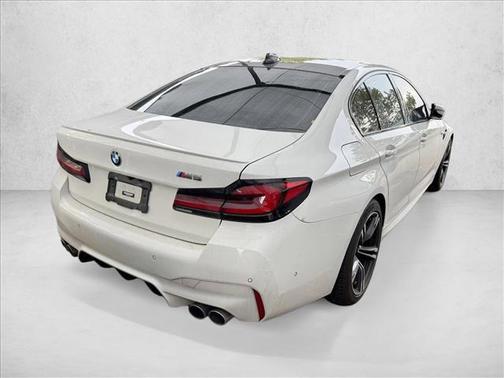 2022 BMW M5 Base