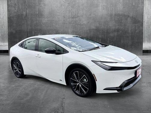 2024 Toyota Prius XLE
