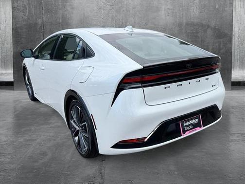 2024 Toyota Prius XLE