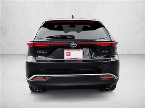 2024 Toyota Venza XLE