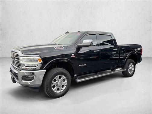 2022 RAM 2500 Laramie Crew Cab 4x4 6'4' Box