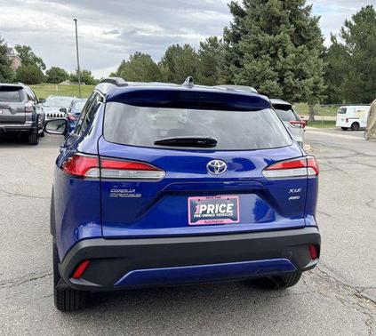 2025 Toyota Corolla Cross XLE