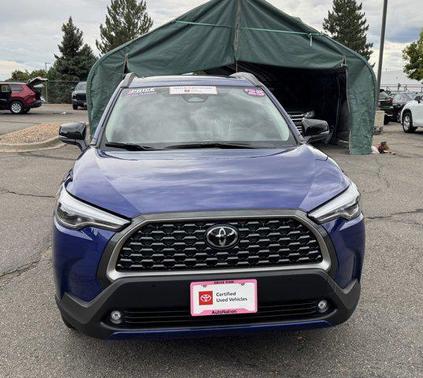 2025 Toyota Corolla Cross XLE