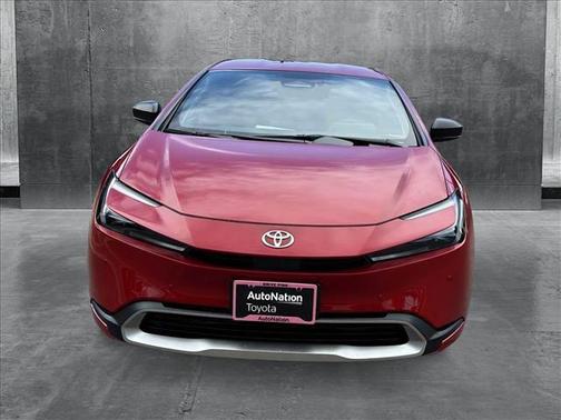 2025 Toyota Prius L
