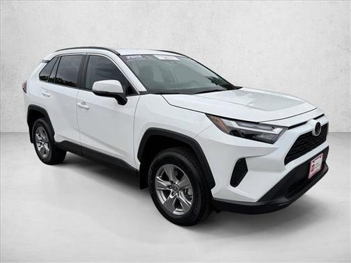 Ice Cap 2025 Toyota RAV4 XLE