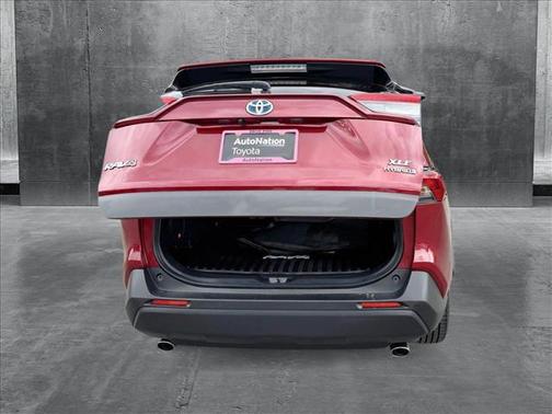 2023 Toyota RAV4 Hybrid XLE Premium