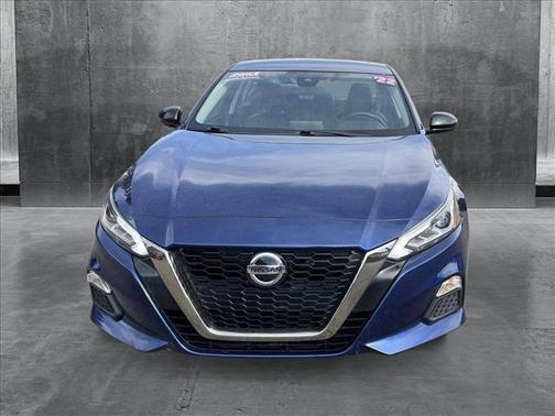 2022 Nissan Altima SR Intelligent AWD