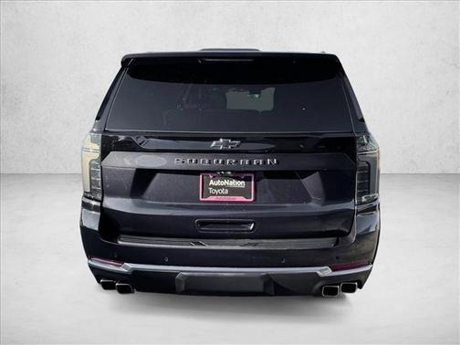 2025 Chevrolet Suburban 4WD High Country